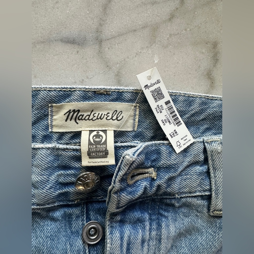 Madewell-Petite Light Blue Barrel-Leg Jeans